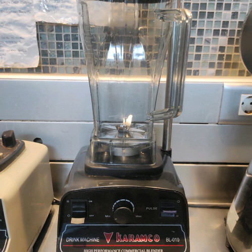 Blender 1500W with 2-liter jug used