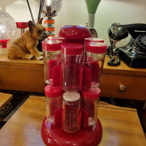 Rotating spice rack used, 12 positions