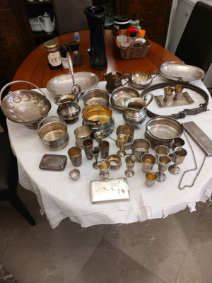 Συλλογή ασημένιων σκευών τσαρικής εποχής σαν καινούργια