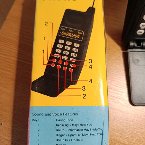 Toy phone from the 90s used, in very good condition