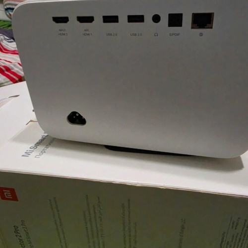 Mi Smart Projector 2 Pro like new