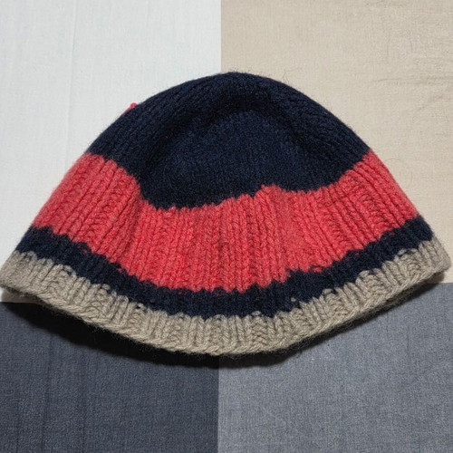 Guru men's hat like new, size XL, blue multicolor