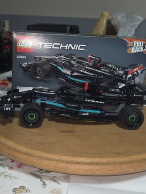 LEGO Technic Mercedes-AMG F1 W14 E Performance Pull-Back used, 240 pieces