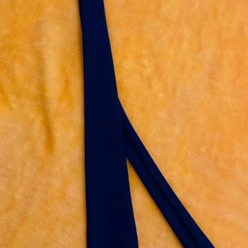 Blue solid color tie like new