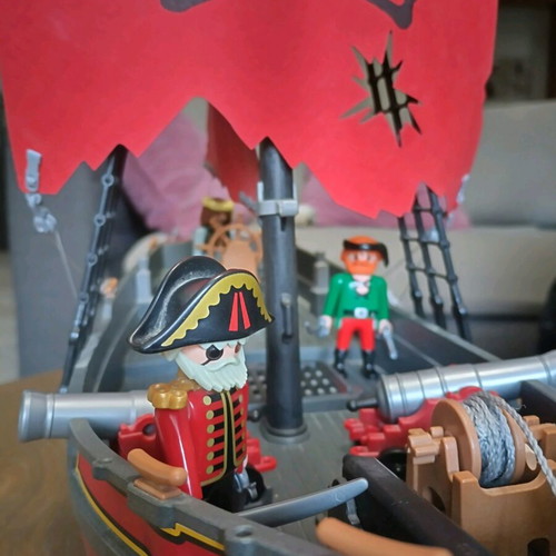 Playmobil 3900 Red Corsair pirate ship used