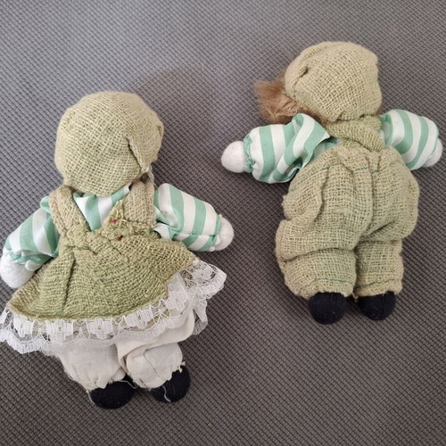 Porcelain doll pair vintage, like new, collectible