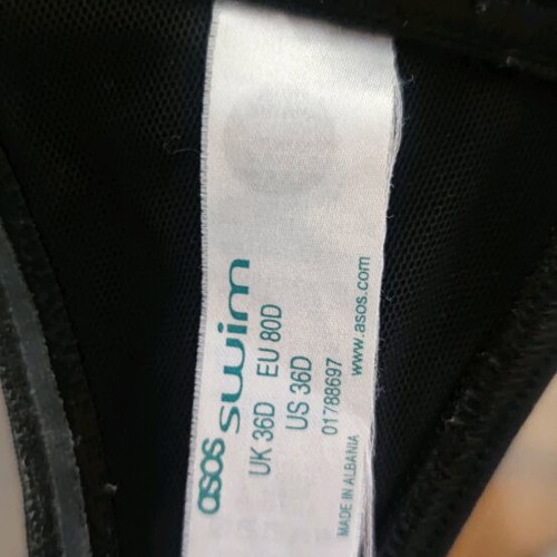 ASOS strapless swimsuit like new, size 80D with removable straps