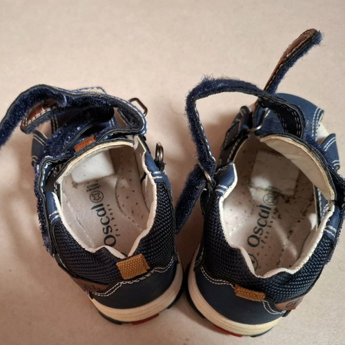 Oscal sandals used, size 20 for boys