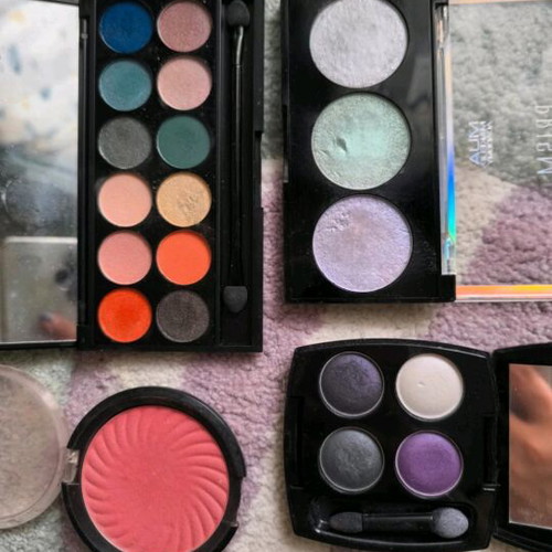Eyeshadows, blush, and highlighter used, sleek, Avon, MUA