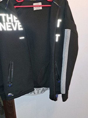 Children's jacket used with hood, black, size 11/12