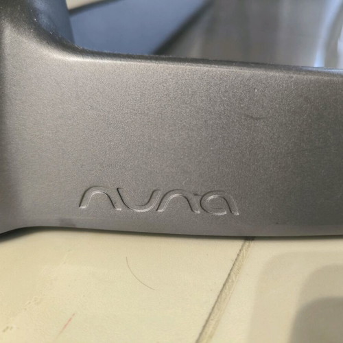 Nuna bouncer like new with removable washable cover
