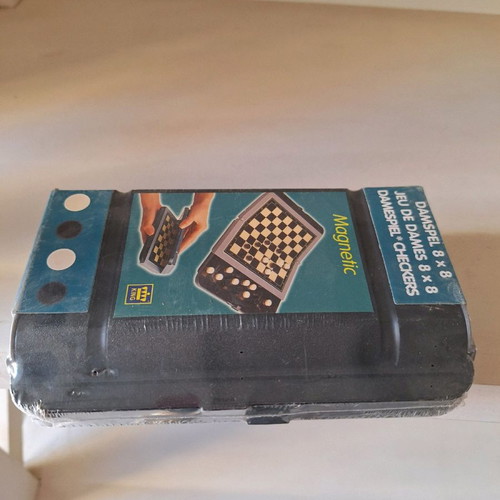 Travel magnetic checkers game new