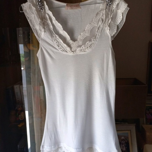 Blouse white size M used, worn slightly