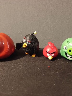 Angry Birds figure set used with wheels and accessories