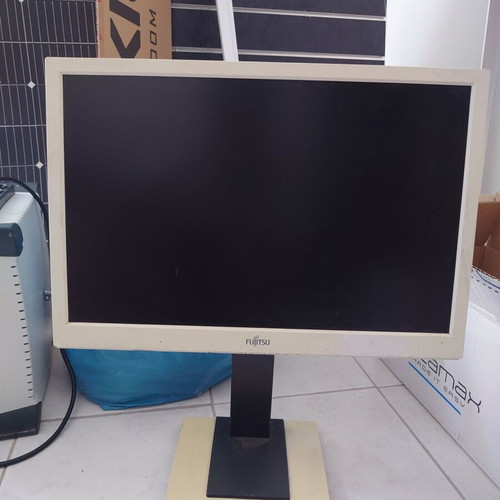 Fujitsu B19W-5 ECO 19" Wide Monitor used