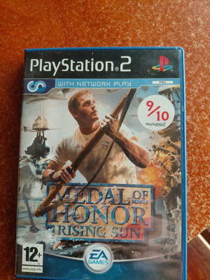 Medal of Honor Rising Sun PS2 like new, complete