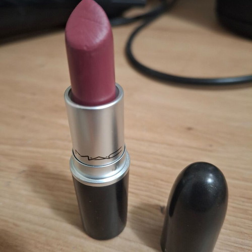 Mac Plumful Lipstick new, regular size