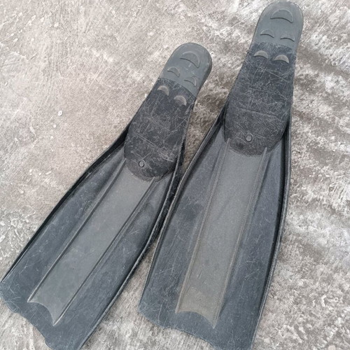 Fins used, size 42-43