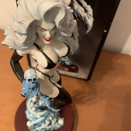 Lady Death statue new, limited edition 1995