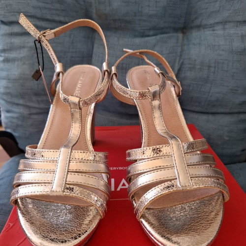 High-heeled sandals