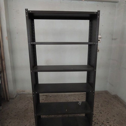 Dexion metal shelving system like new, 5 shelves, heavy duty