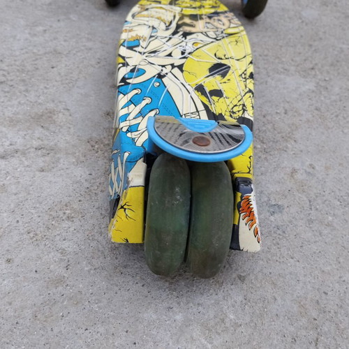 ScooTer kids' three-wheel scooter with LED light-up wheels