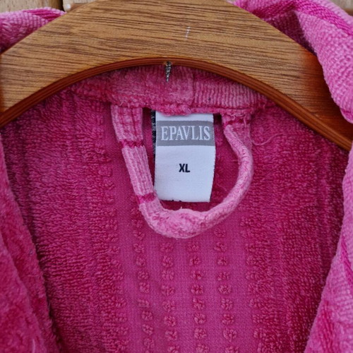 Epavlis women's bathrobe XL like new, fuchsia with hood and pockets
