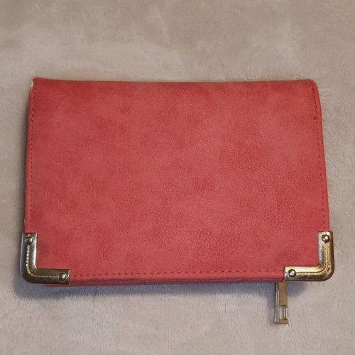 Coral wrist wallet like new synthetic leather