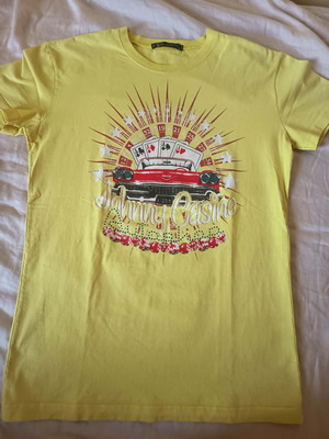 Bugatti T-shirt with print, size M, like new, yellow