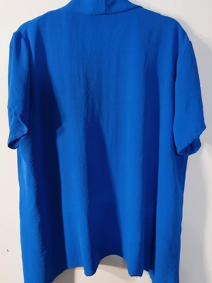 Cardigan-Shirt With Short Sleeve Used, White And Blue