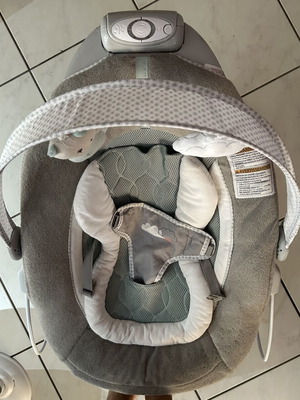 Relax baby bouncer with musical sounds up to 9 kg, new