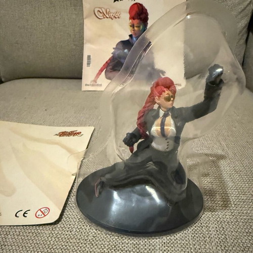 Street Fighter DeAgostini collectible figure new, scale 1:18