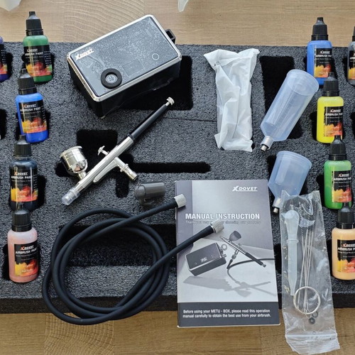 XDOVET Airbrush Set with Compressor and 16 Acrylic Paints like new