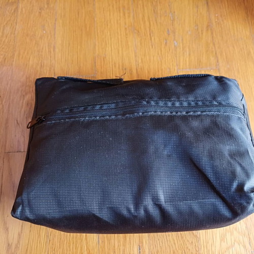 Care Plus outdoor mosquito net like new
