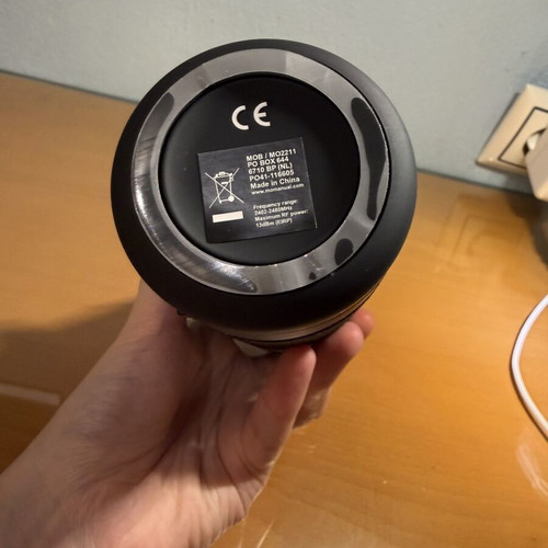 Bluetooth portable speaker new, complete set with cables and manual