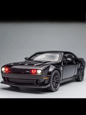 Dogde Challenger metal toy car 1:32 new with lights and sound