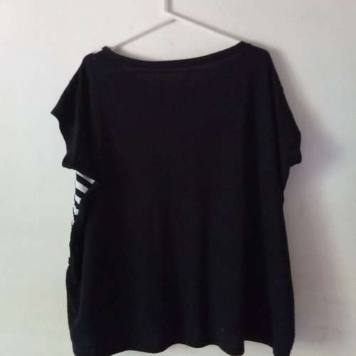 Summer blouse used, black and white, sizes XL and XXL