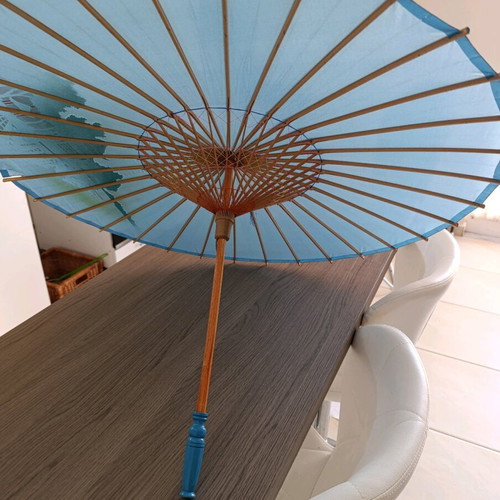 Chinese handmade umbrella used, bamboo wood and fabric (80s)