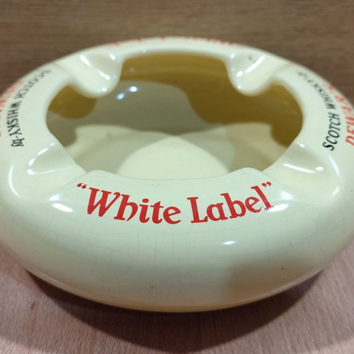 Dewar's scotch whisky old promotional ceramic ashtray used