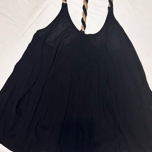 BSB airy top like new, black with gold-black braids
