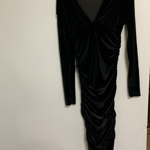 Shein velvet dress like new, black, size S with padded shoulders
