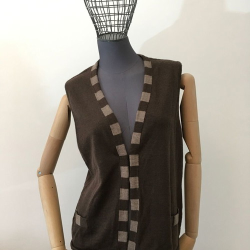 Francesca Mercuriali 100% merino vest M like new, brown