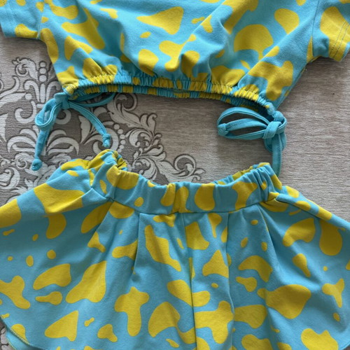 Mirabelle KidsCollection girls' set size 3-4 like new, yellow and turquoise