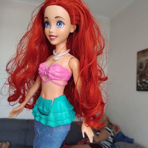 Disney Princess Swim & Splash Ariel doll like new, Mattel HPD43