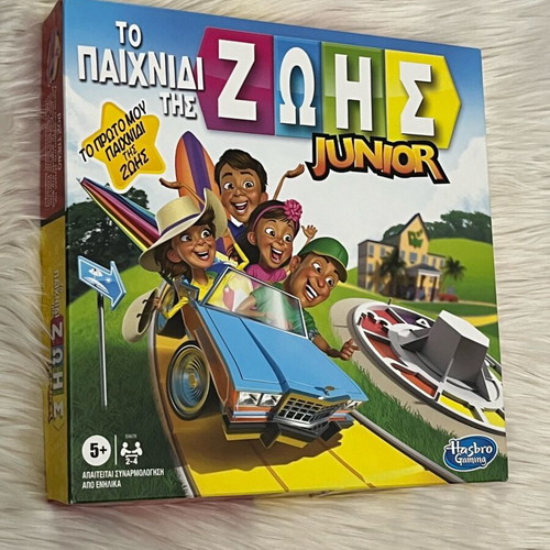 Hasbro Game of Life Junior board game like new