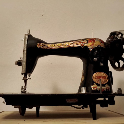 Shmens vintage sewing machine head used, decorative motifs