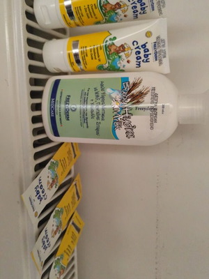 Frezyderm δείγματα baby cream και hydro milk κλειστά, καινούργια