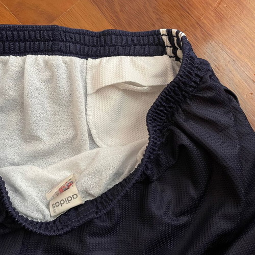 Adidas vintage sprinter shorts like new, size D40 blue red white