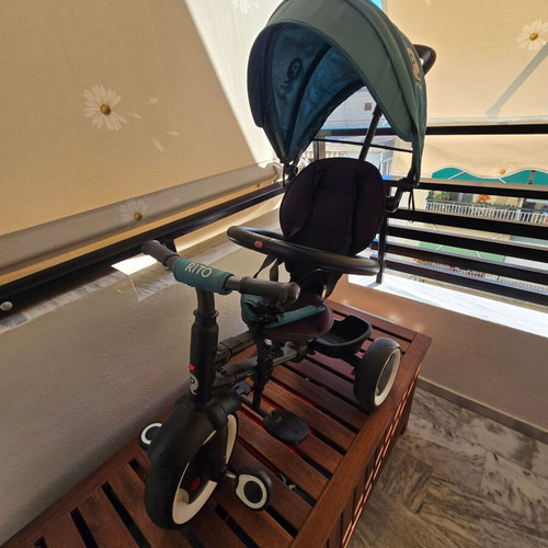 QPlay Rito children's tricycle stroller like new, multifunctional