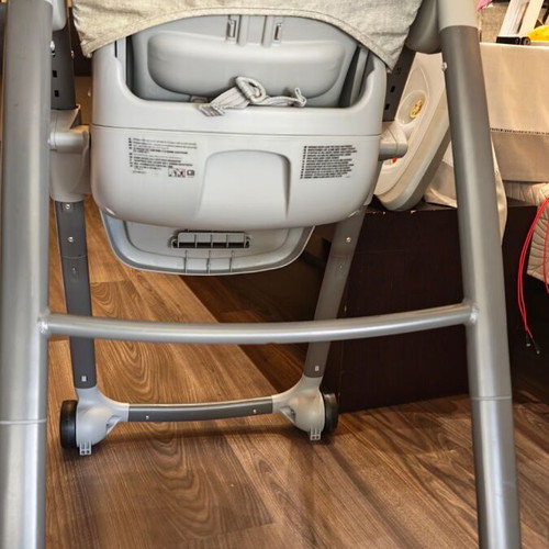Joie Multiply 6in1 Multi-Mode Highchair like new